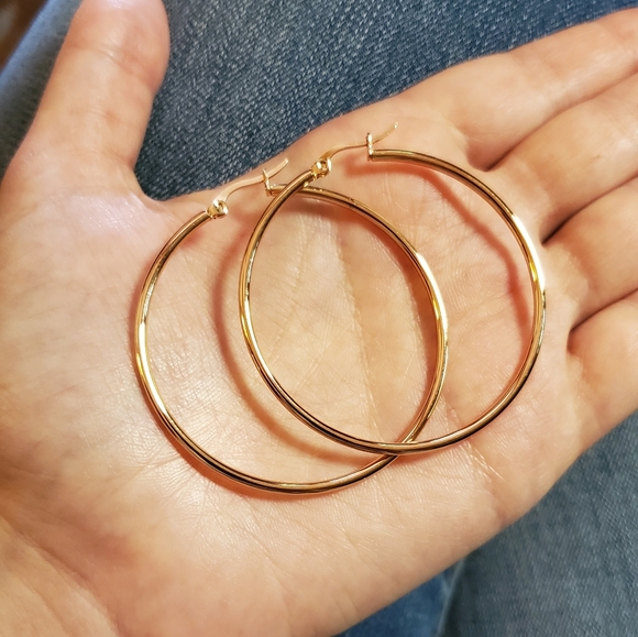 NWOT Large 50mm Yellow Gold Hoop Earrings - Picture 8 of 9